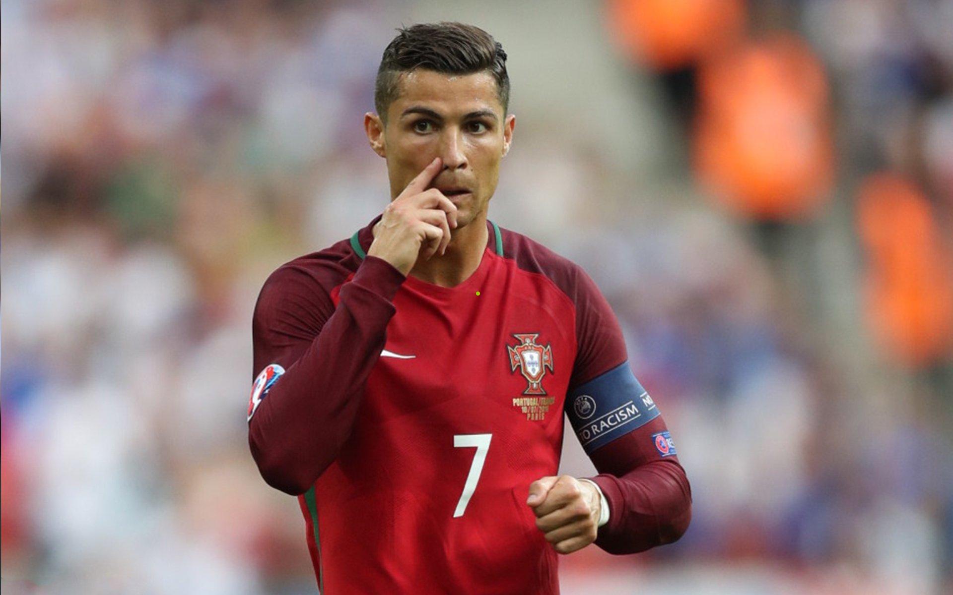 凯恩五场五球制霸绿茵,荣膺拜仁十月最佳球员荣耀